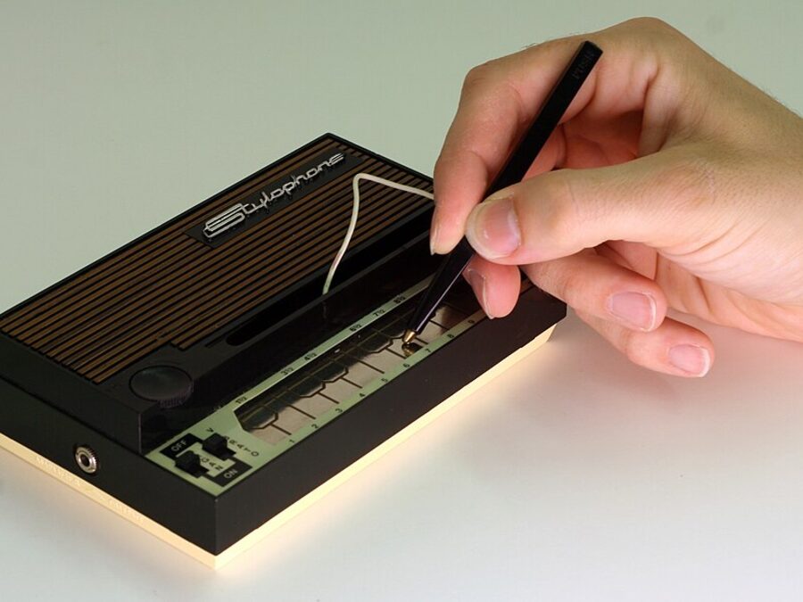 Stylophone lanza edición MINI Keychain